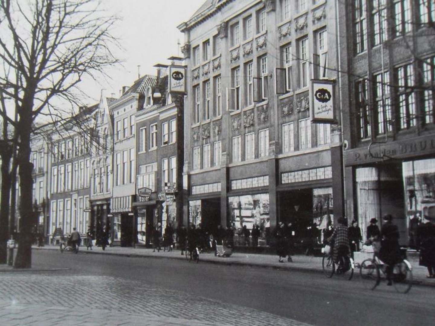 Project: Winkel + woningen Nieuwestad Leeuwarden 