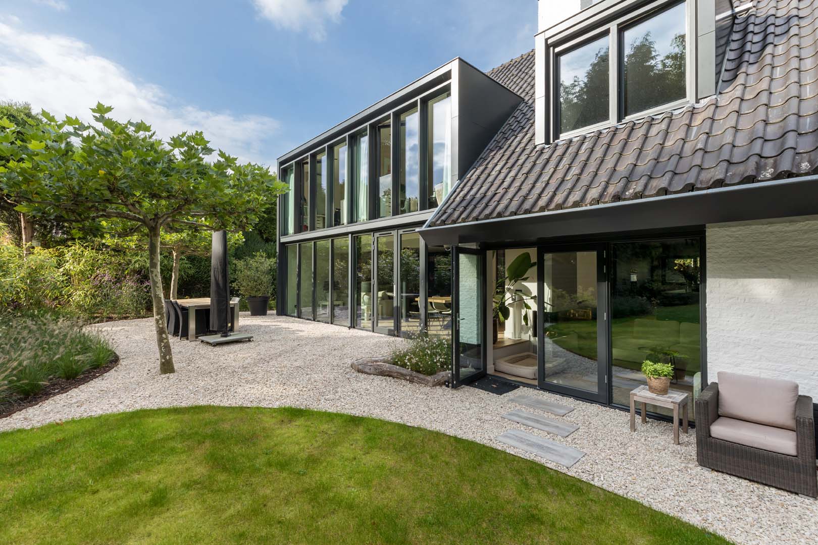 Project: Totaalrenovatie - makeover villa Huizen